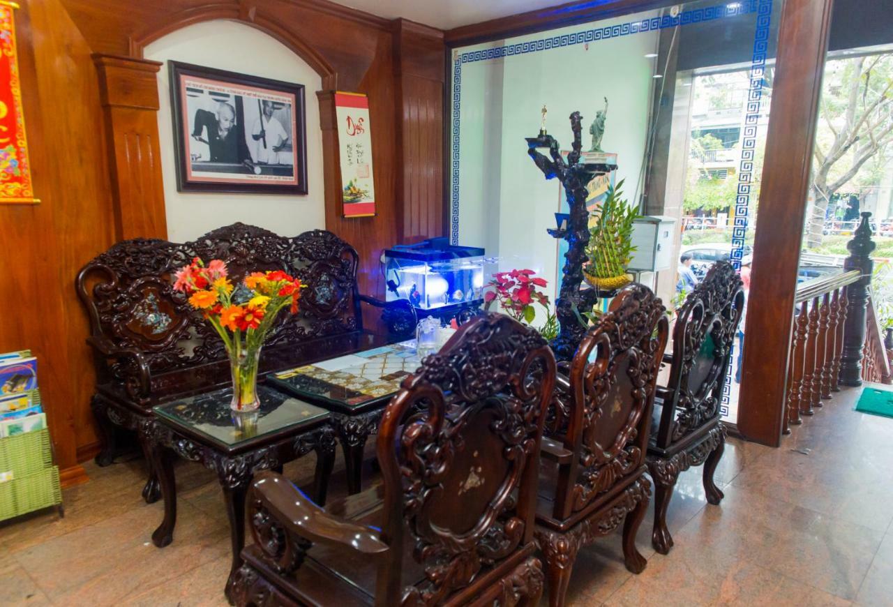 Hotel Kally Saigon Хошимин Экстерьер фото