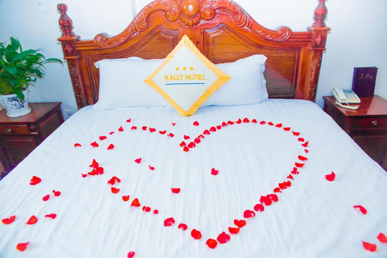 Hotel Kally Saigon Хошимин Экстерьер фото