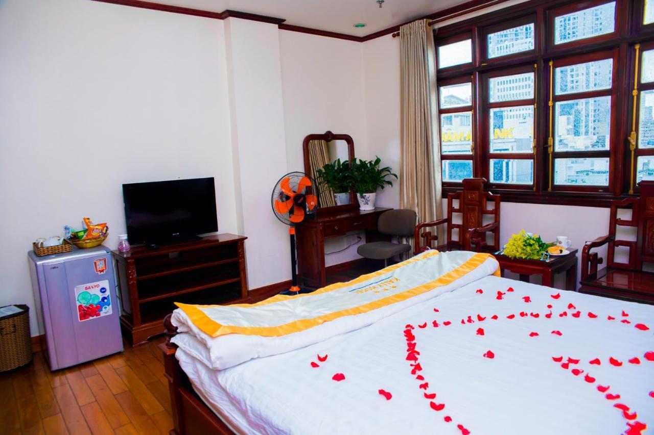 Hotel Kally Saigon Хошимин Экстерьер фото