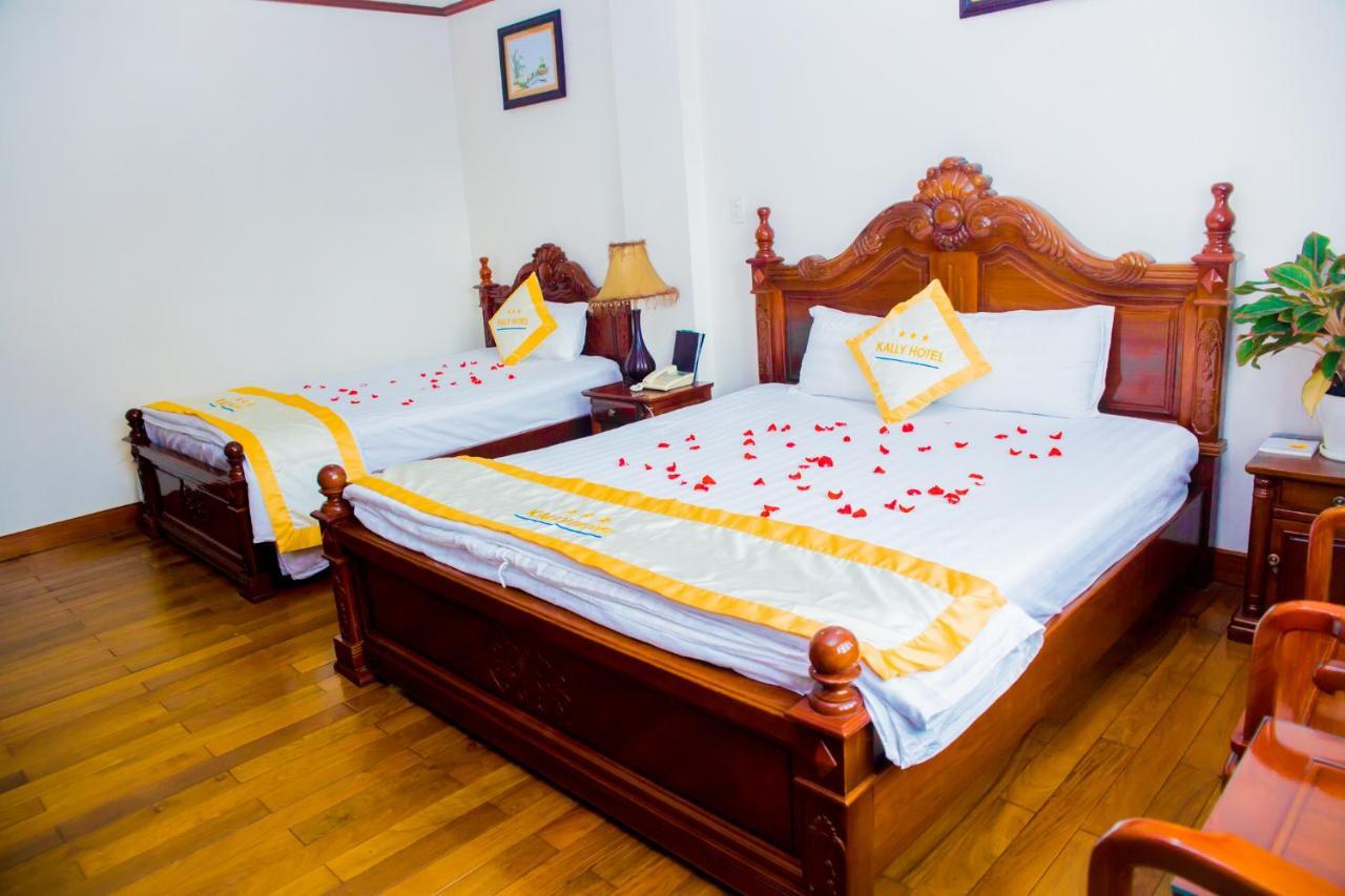 Hotel Kally Saigon Хошимин Экстерьер фото